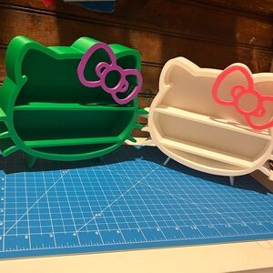 Hello Kitty Shaped Shelves in Green and White